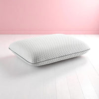 Visco Schlafkissen 60 x 40 cm auf gemachtem Bett im modernen Schlafzimmer