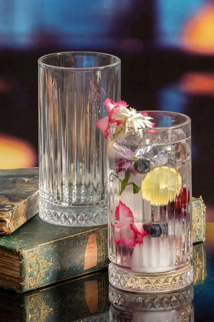 Cocktailgläser 4er Set aus Glas für Longdrinks Saft Softdrinks und stilvolle Getränkeservierung