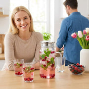 Wilmax Krug 1000 ml mit Edelstahldeckel Transparent Thermoglas – Anwendungs- oder Detailansicht; Lieferumfang: 1 Stück