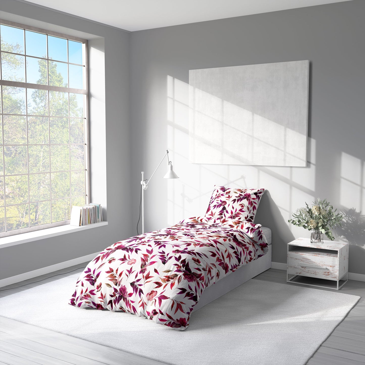 Schlafzimmer mit floraler Bettwäsche „Pinke Blätter" in zarten Rosatönen