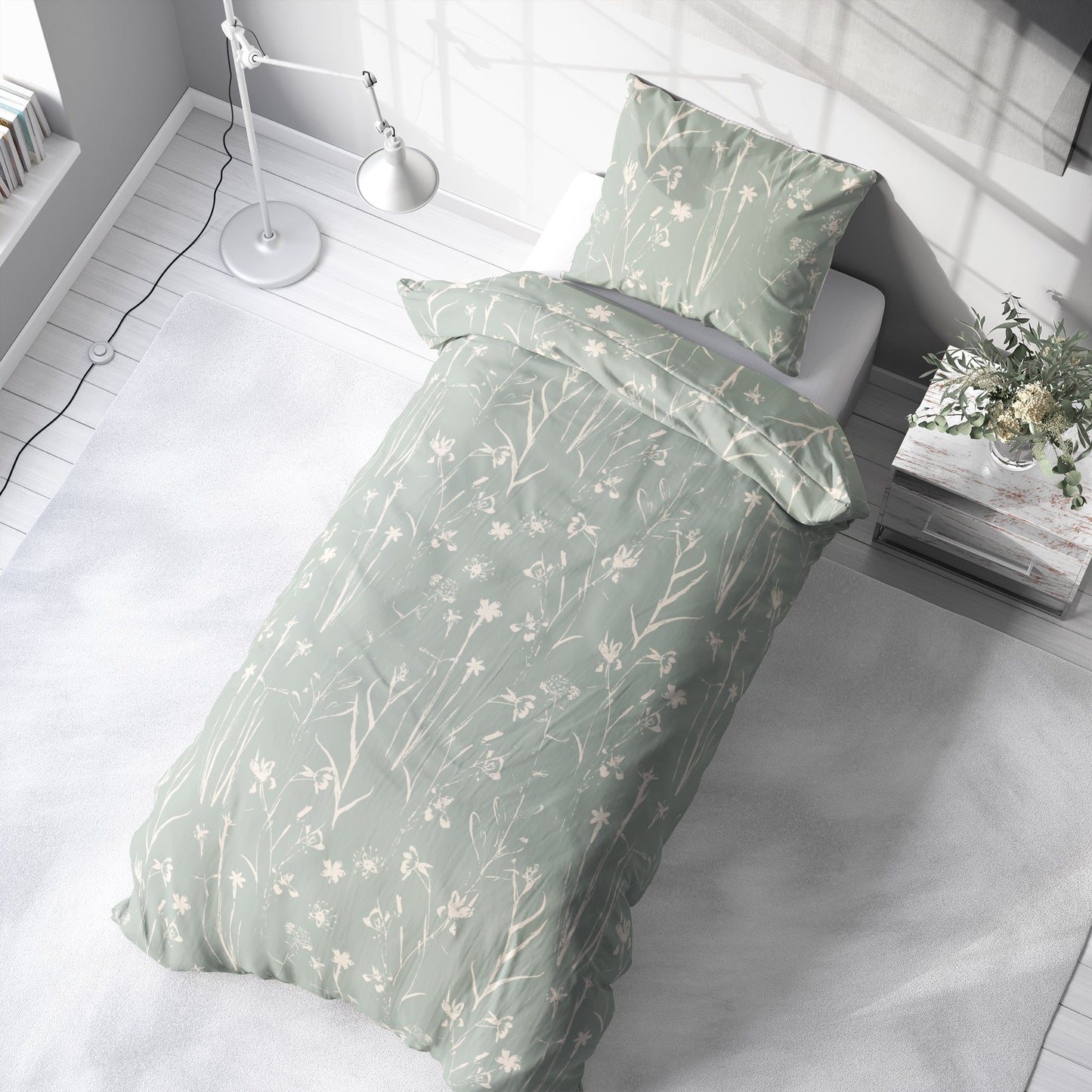 Bett von oben mit Bettwäsche „Grüne Wiese", florales Boho-Muster in Grün und Beige