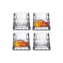 Leafy Whiskyglas 300 ml Detailansicht natürliches Blattmuster im Pressglas