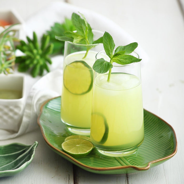 Buntes Trinkglas 480 ml für Cocktails Saft und Wasser