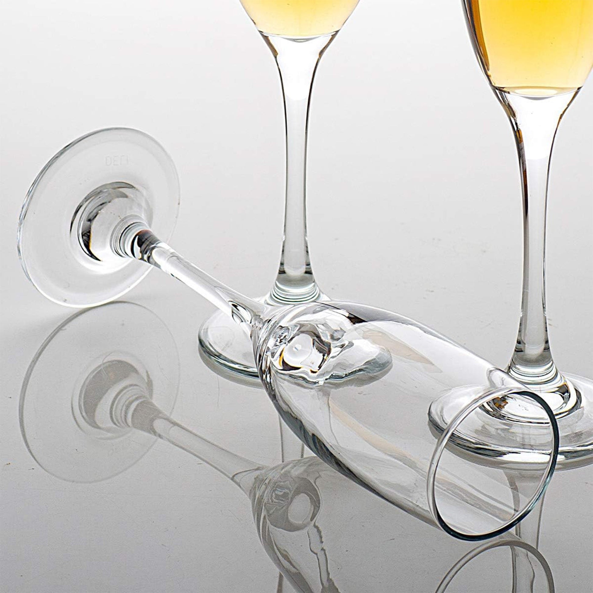 6er Set Prosecco Gläser für moderne Tischkultur