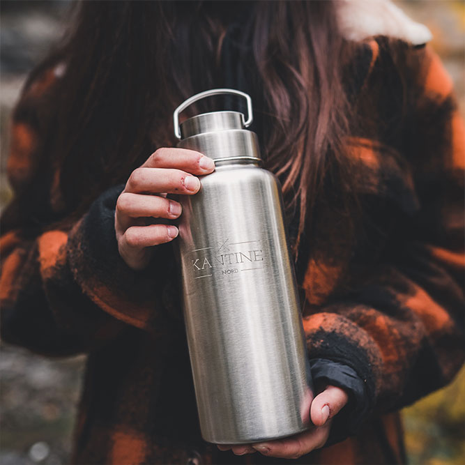HELDENA Edelstahl Isolierflasche Milkman 1 Liter für moderne Küchen und Home Office
