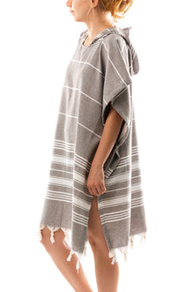 Brauner Poncho Bademantel S/M mit schlichter Form für Badezimmer, Reise und Strand