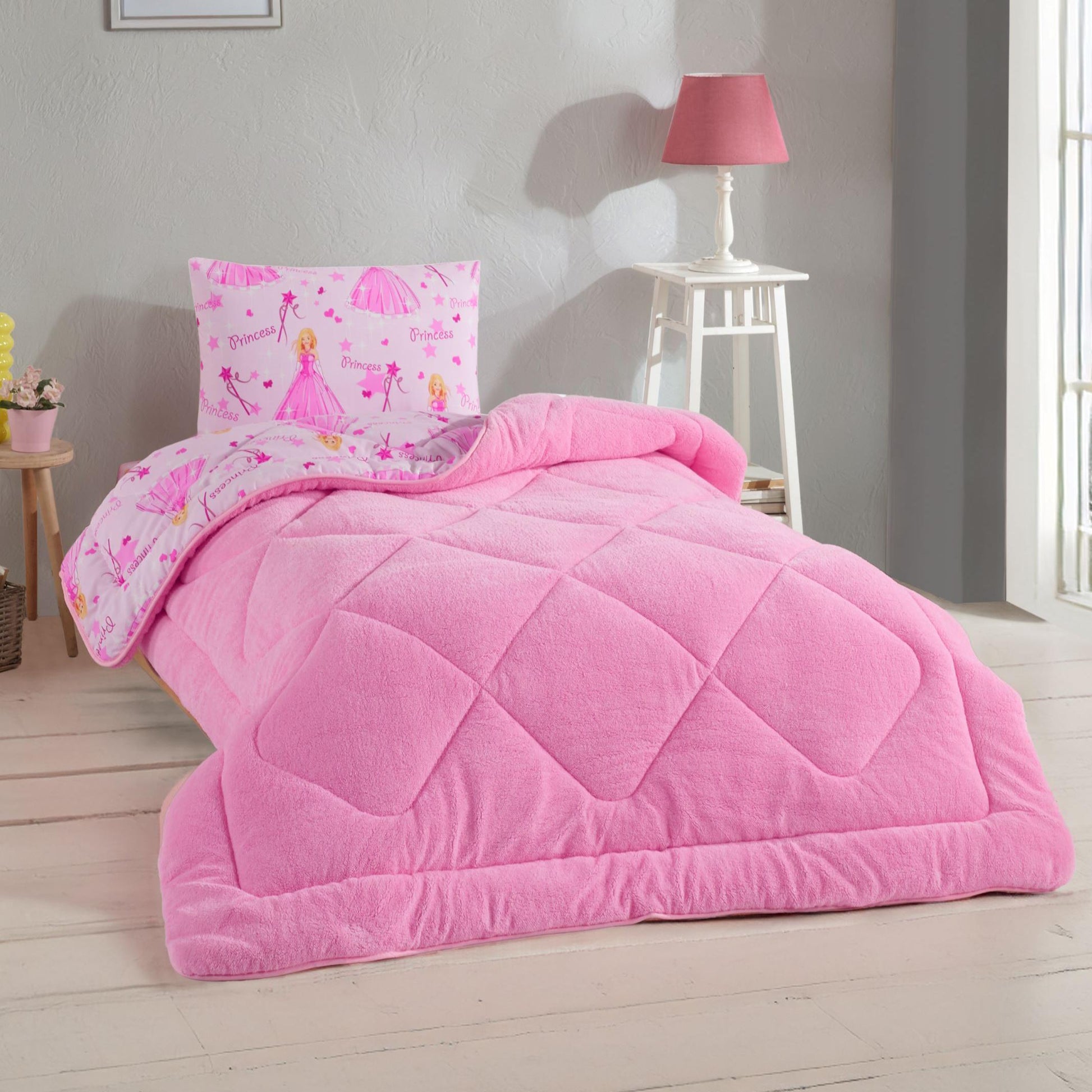 Prinzessin Kinder-Schlafset Detailansicht doppelseitiges Rosa Prinzessinnenmuster