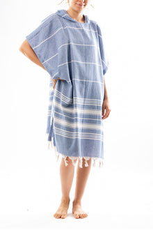 Blauer Peshtemal Poncho S/M für Pool, Sauna und Strand