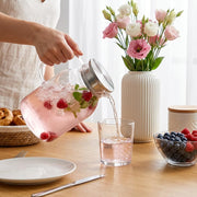 Wilmax Krug 2100 ml mit Edelstahldeckel und Filter Transparent Thermoglas – Anwendungs- oder Detailansicht; Lieferumfang: 1 Stück