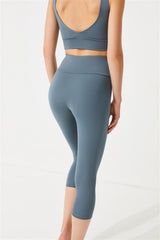 Cottonhill Capri-Leggings Graublau, Rückansicht Detail hoher Bund – Top nicht im Lieferumfang