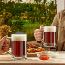 Lifestyle Bild mit Pasabahce Pub Biersiedel 660 ml für gesellige Abende
