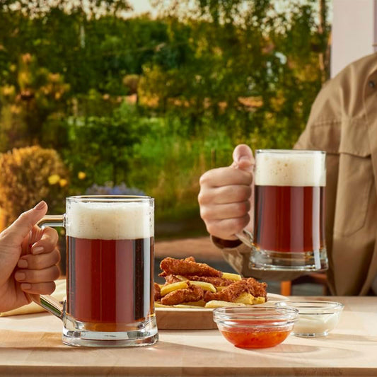 Lifestyle Bild mit Pasabahce Pub Biersiedel 660 ml für gesellige Abende