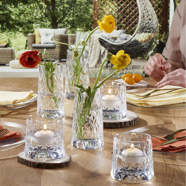 HELDENA Leafy Gläser auf gedecktem Tisch – Lifestyle-Ansicht