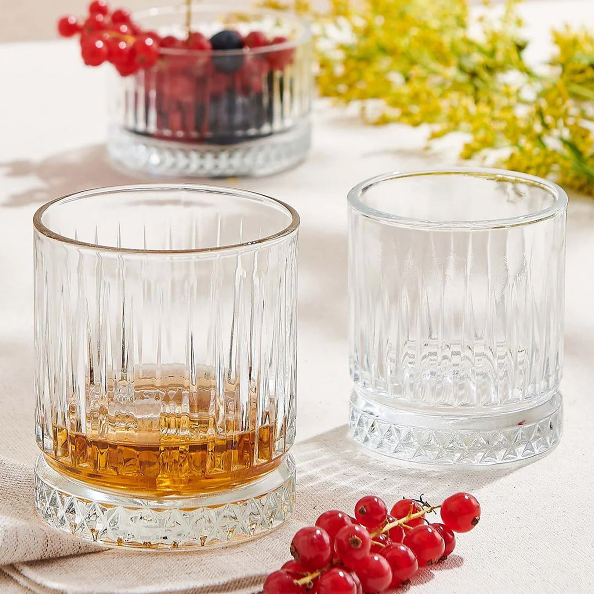 Pasabahce Elysia 4er Set Whiskygläser für Hausbar Whisky Saft und Cocktails