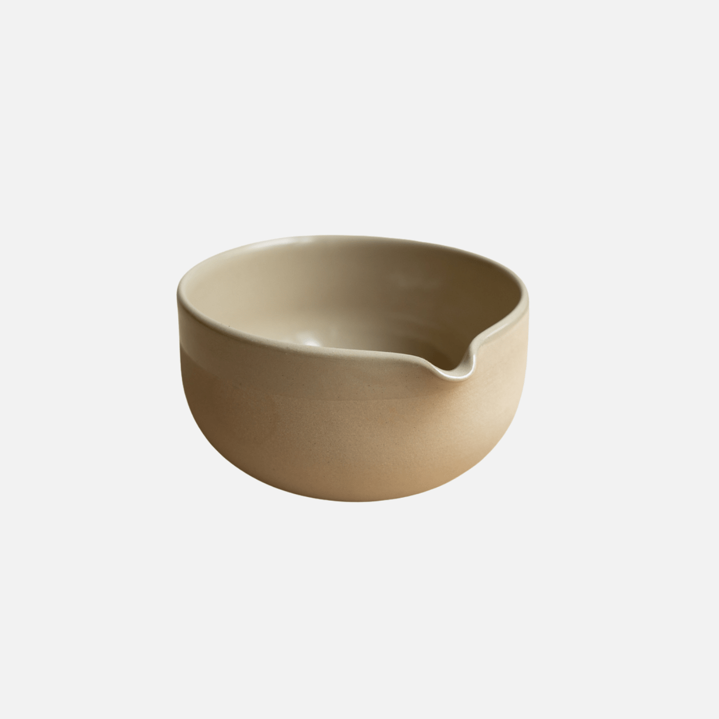 Matcha Chawan Beige – handgemachte Keramikschale für die japanische Matchazubereitung