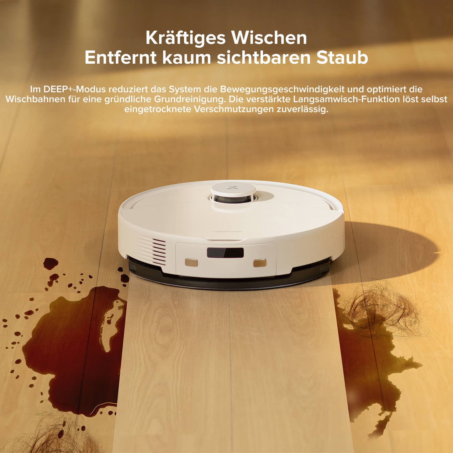 Roborock Q10 X5 weißer Saugroboter lädt selbstständig an der Basisstation