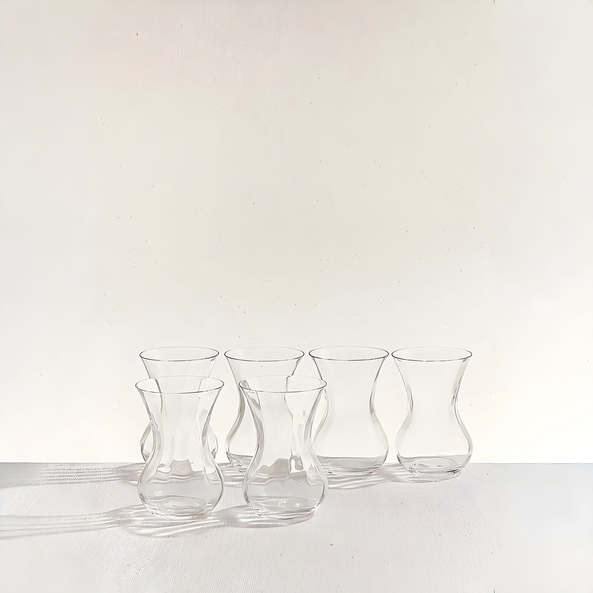Üsküdar Teeglas 120 ml transparent klassische Tulpenform Seitenansicht Pasabahce